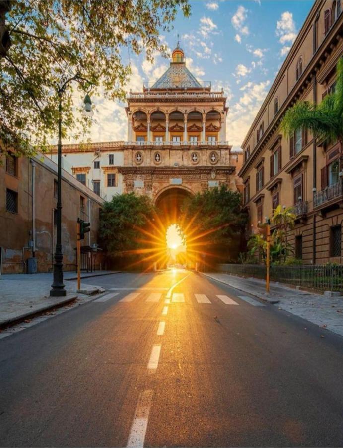 Hola Cathedral House Al Capo Apartment Palermo Luaran gambar